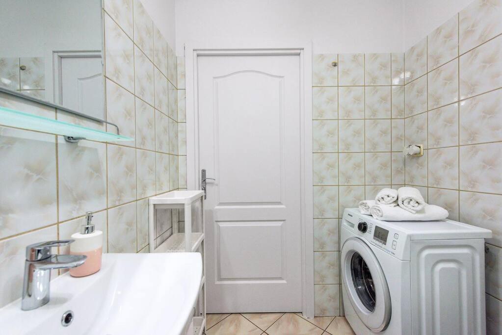Ap. Olimpia 1 Pok. 2 Osoby, Downtown, Free Parking Apartment Krakow Ngoại thất bức ảnh
